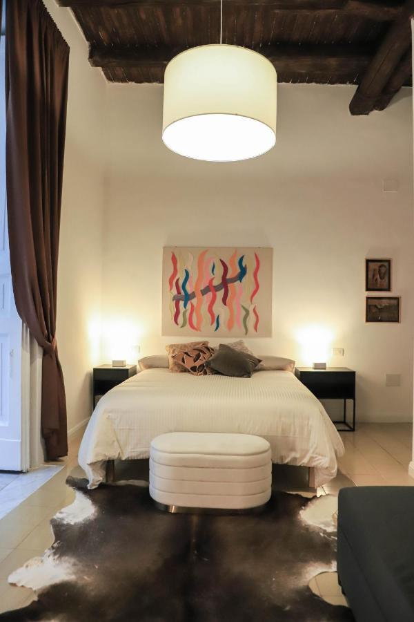 Apartmán Le Scalette A Santa Chiara Neapol Exteriér fotografie