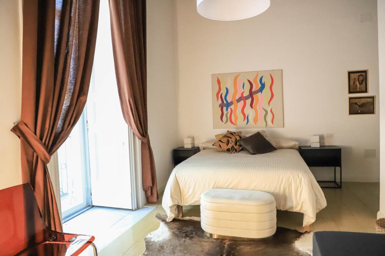 Apartmán Le Scalette A Santa Chiara Neapol Exteriér fotografie