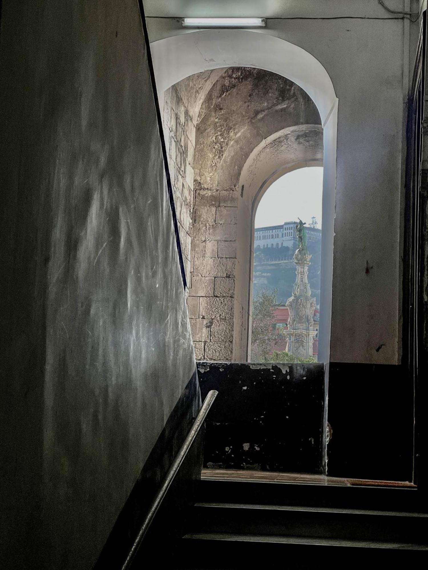 Apartmán Le Scalette A Santa Chiara Neapol Exteriér fotografie